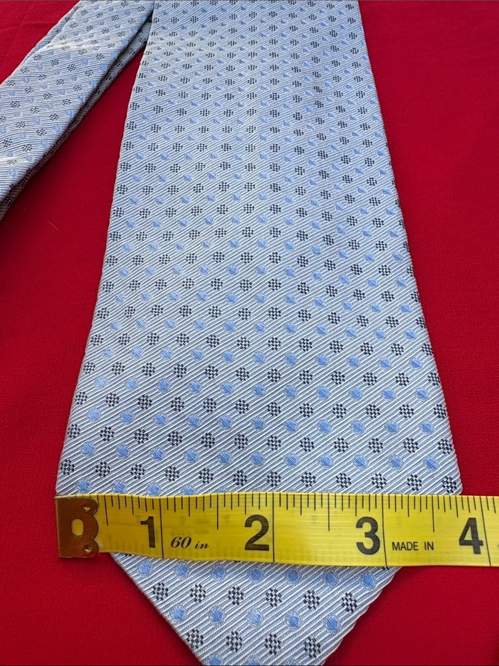 Faconnable gorgeous silk tie!
